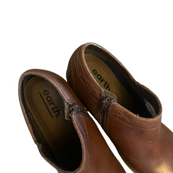 Earth Lina Austin boots - Picture 2 of 7